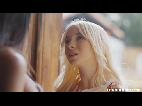 ❤️ Jenta kommer hjem noen måneder senere og ender opp med å spise stemorens fitte Analvideo på porno no.pornpk.ru ❌