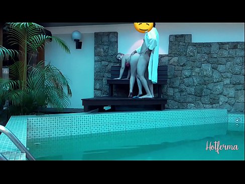 ❤️ Sjef inviterer hushjelp til bassenget, men kunne ikke motstå en varm Analvideo på porno no.pornpk.ru ❌